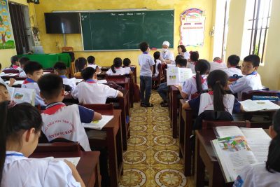 KHÁM SỨC KHỎE HỌC ĐƯỜNG ĐẦU NĂM – CHĂM LO SỨC KHỎE HỌC SINH